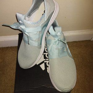 Adidas Edge Lux Size 8.5